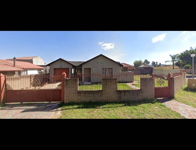 3 BEDROOM HOUSE FOR SALE IN DANVILLE